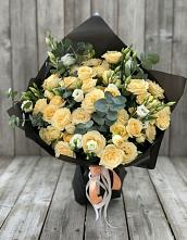 Букет цветов из:  Розы и Лизиантусы #REPLACE_PRED# Нагорном