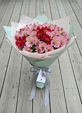 Букет цветов из:  Альстромерии в Нагорном