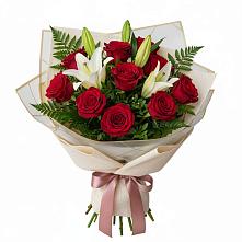 Букет цветов из:  Лилии и Розы в Нагорном