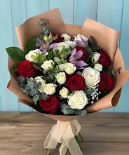 Букет цветов из:  Розы и Альстромерии #REPLACE_PRED# Нагорном