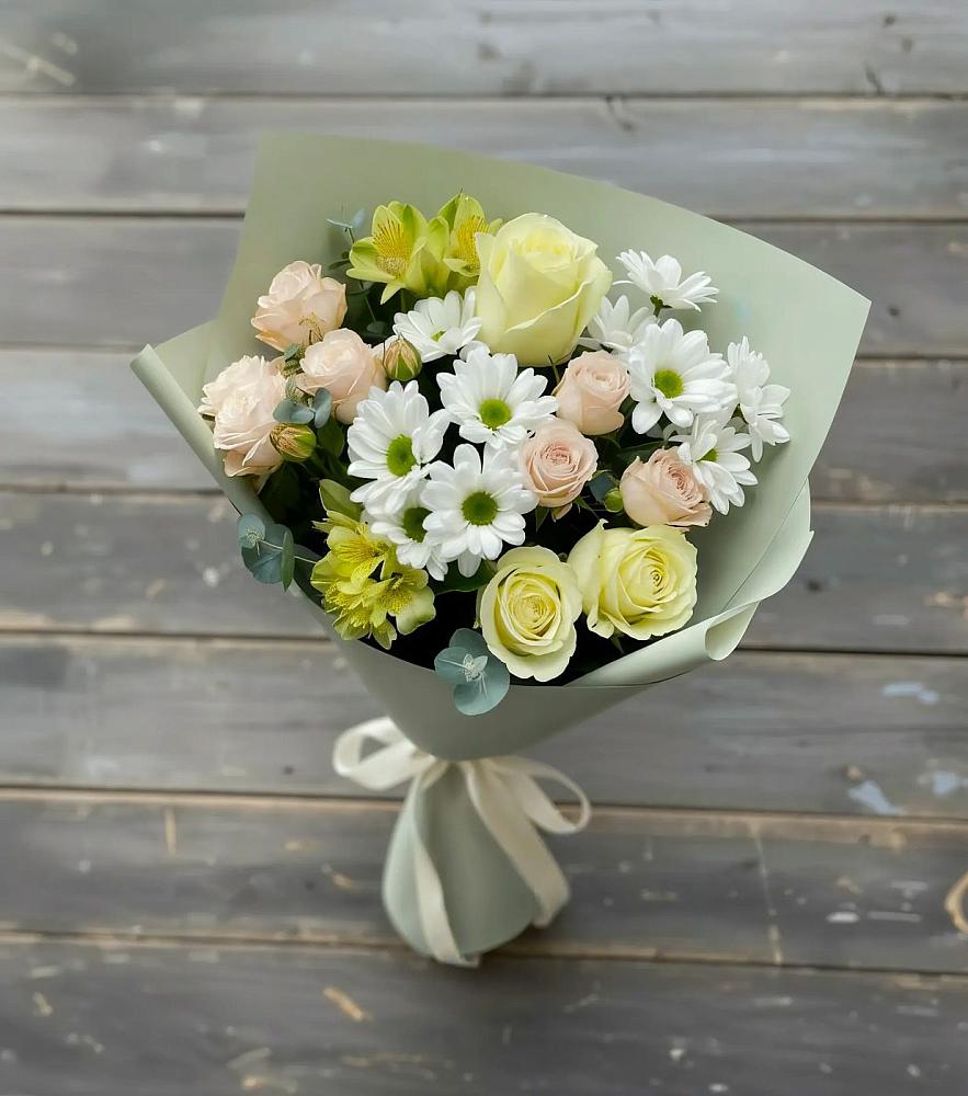 Букет цветов из: Альстромерии, Розы и Хризантемы в Нагорном