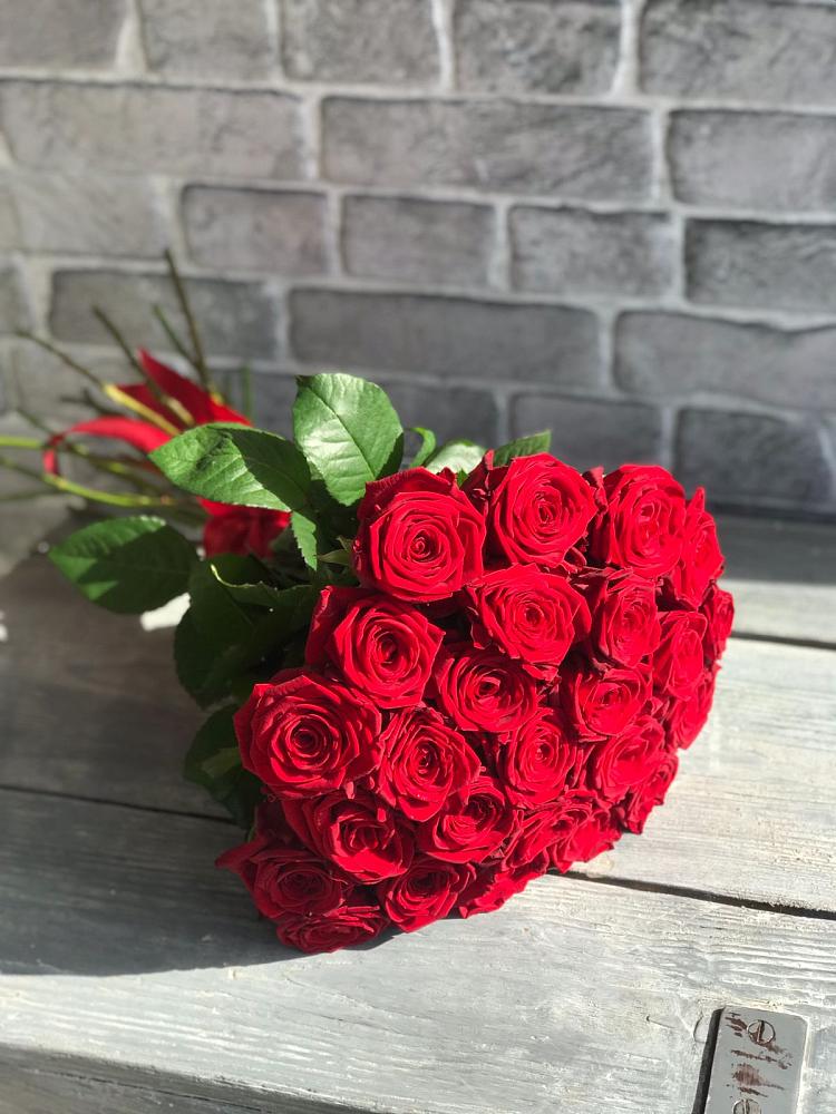 Букет Красные розы Фридом в Нагорном