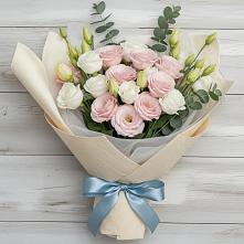 Букет цветов из:  Лизиантусы в Нагорном