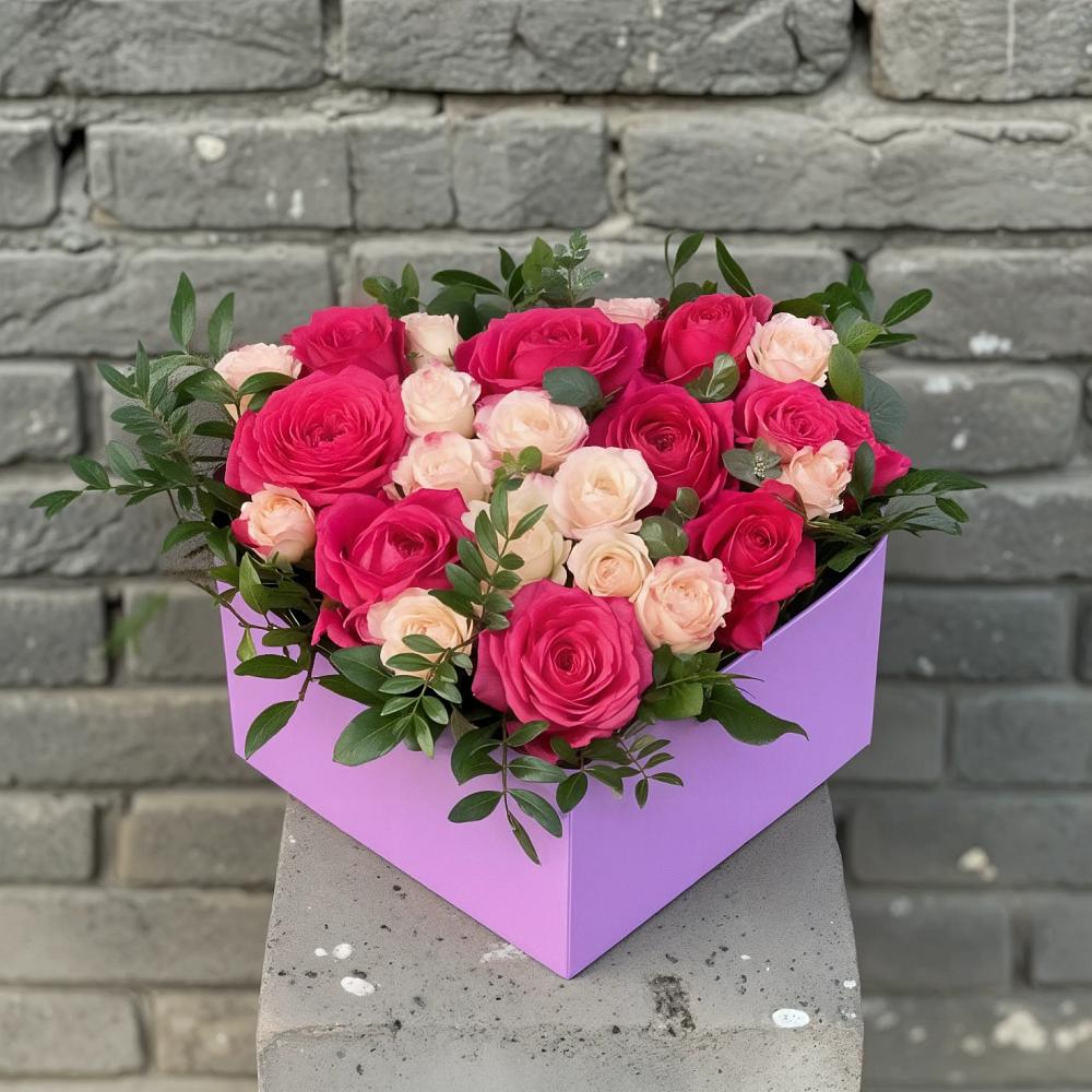 Цветочная композиция из Розы в коробке в Нагорном