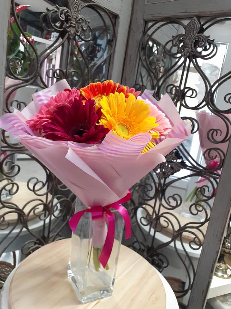 Букет цветов из: Герберы в Нагорном