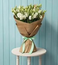 Букет цветов из:  Лизиантусы #REPLACE_PRED# Нагорном