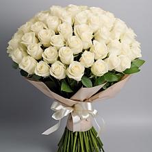 Букет 101 беля роза Белоснежка в Нагорном