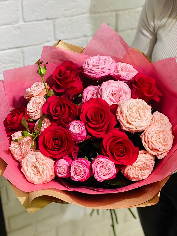 Букет цветов из: Розы в Нагорном