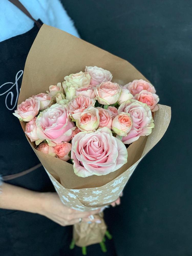 Букет цветов из: Хризантемы и Розы в Нагорном