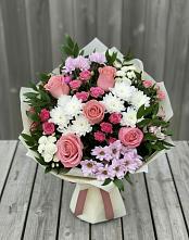 Букет цветов из:  Альстромерии, Гвоздики, Розы и Хризантемы в Нагорном