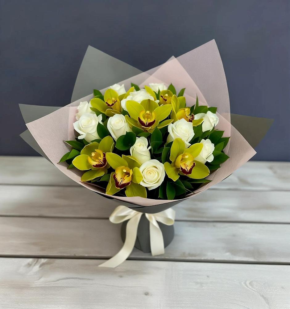 Букет цветов из: Орхидеи и Розы в Нагорном