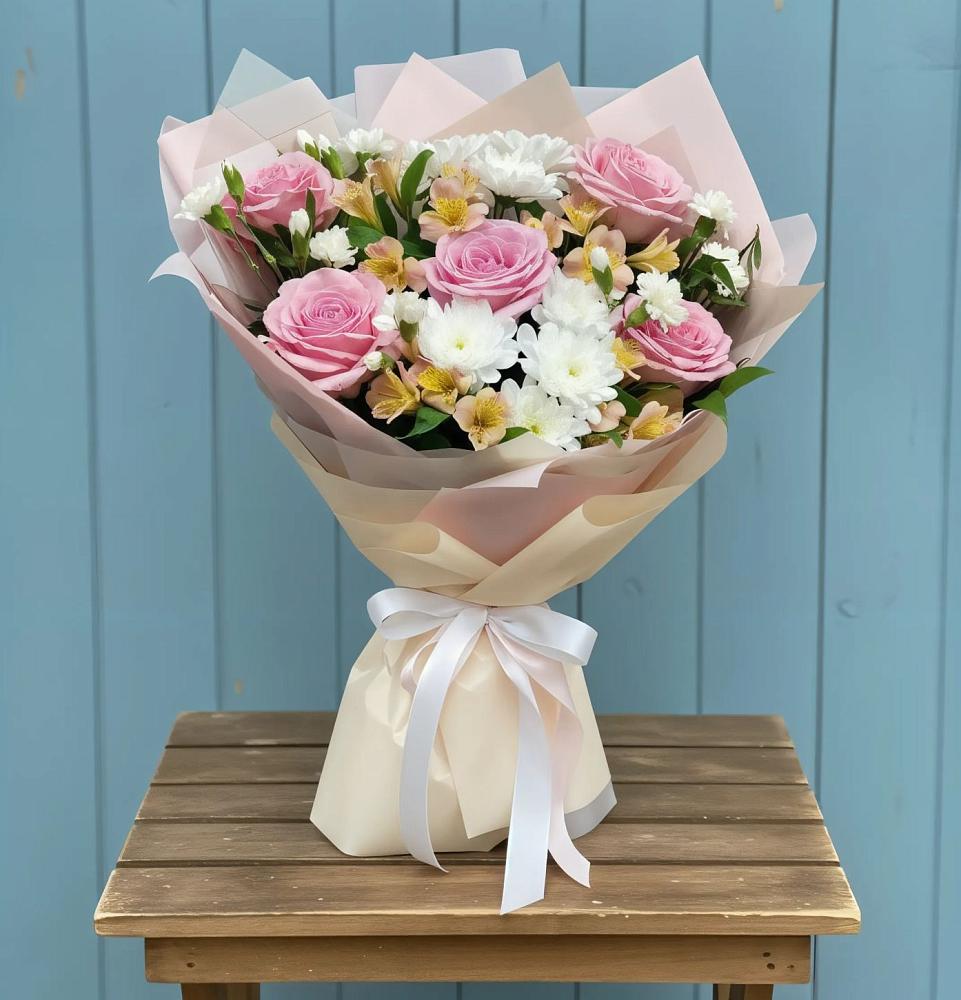 Букет цветов из: Гвоздики, Орхидеи и Розы в Нагорном