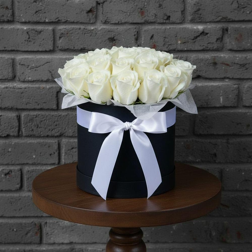 Цветочная композиция из Розы в шляпной коробке в Нагорном