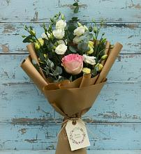 Букет цветов из:  Розы и Лизиантусы в Нагорном