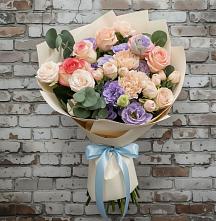 Букет цветов из:  Розы, Лизиантусы и Гвоздики в Нагорном